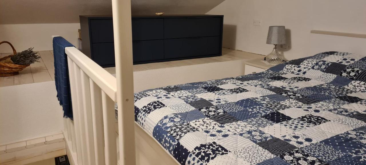 Studio Apartman Loreta Cres Extérieur photo