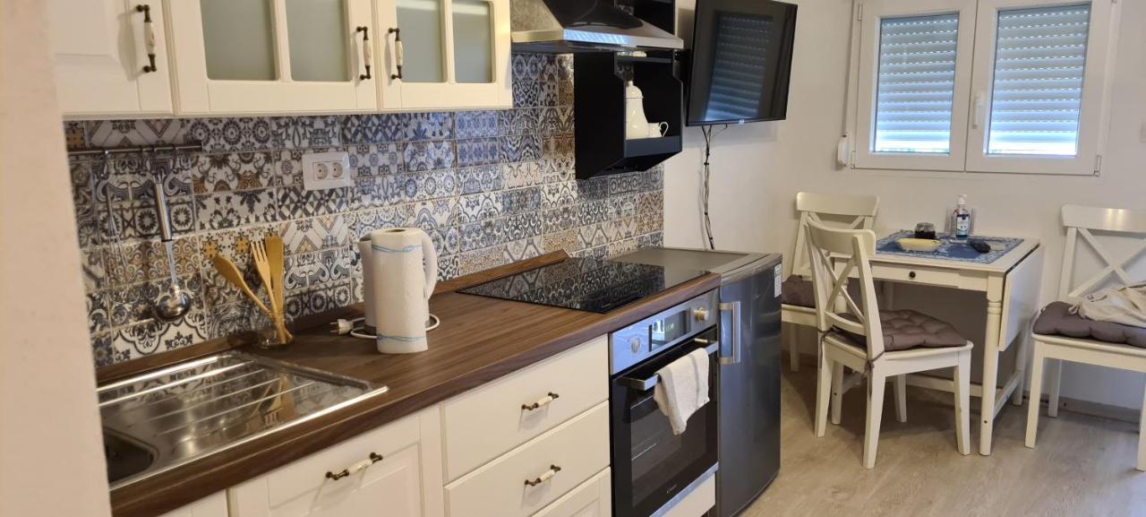 Studio Apartman Loreta Cres Extérieur photo