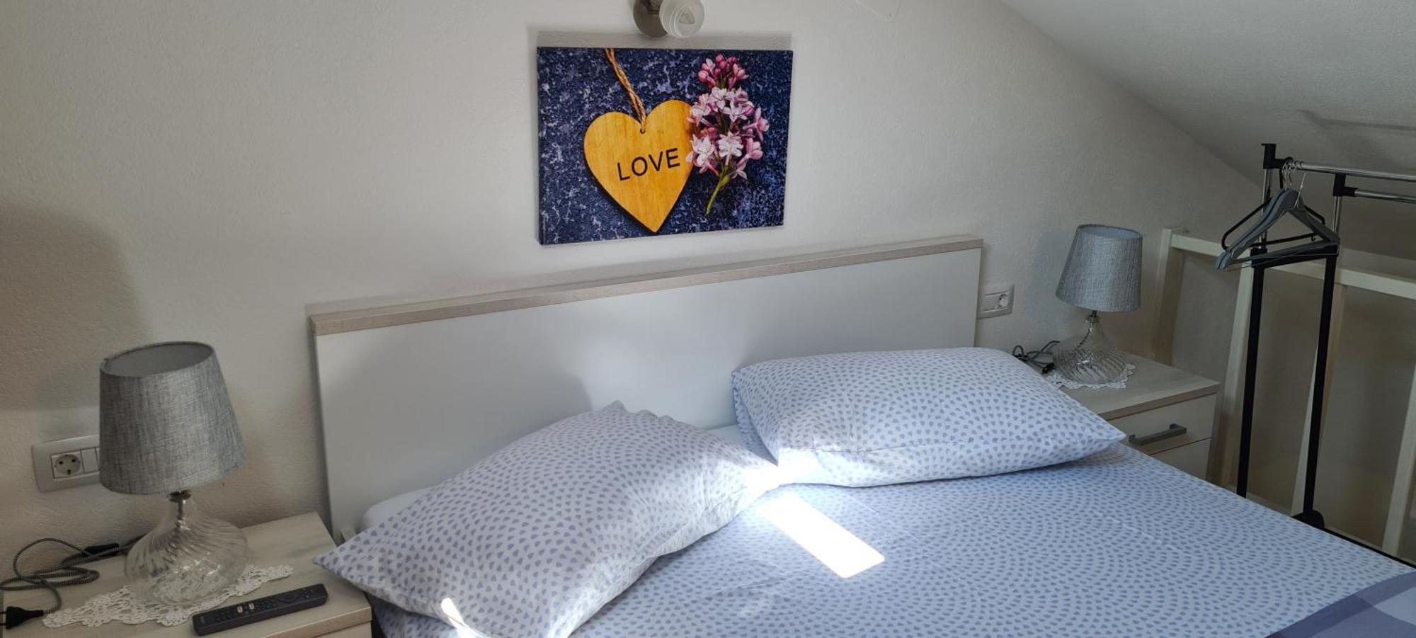 Studio Apartman Loreta Cres Extérieur photo